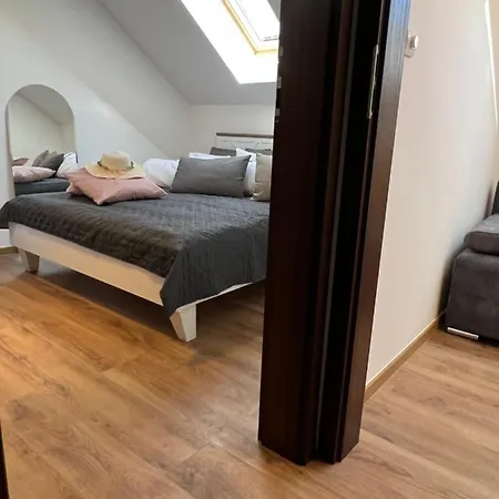 Sunshine - 650 Metrow Od Plazy *