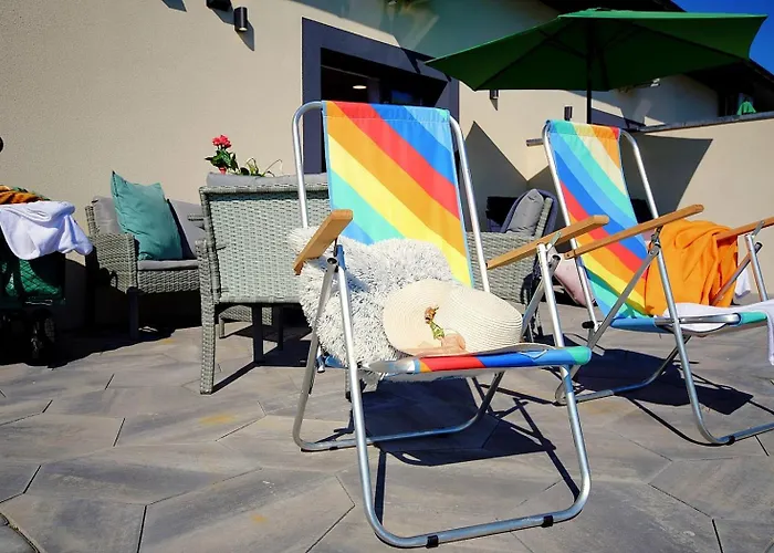 Sunshine - 650 Metrow Od Plazy