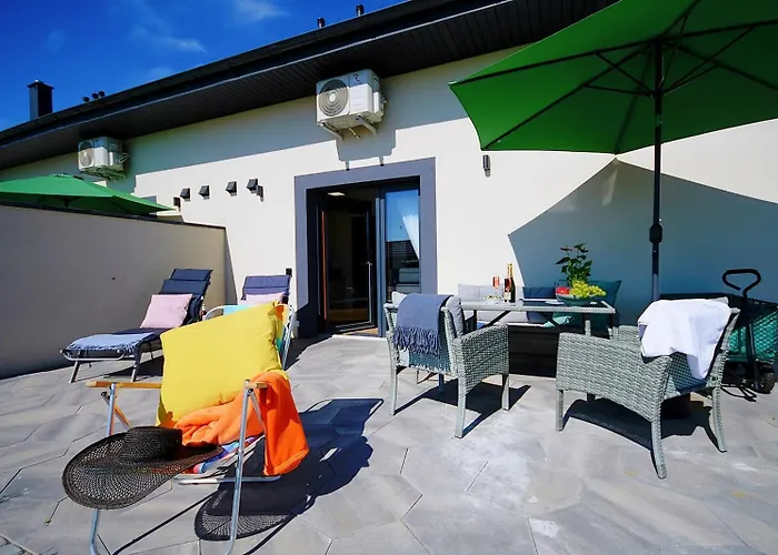 Sunshine - 650 Metrow Od Plazy Apartment