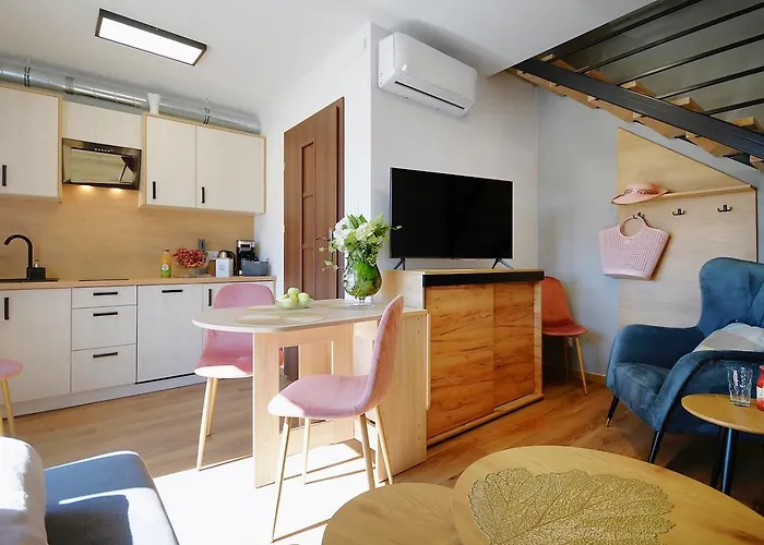 Sunshine - 650 Metrow Od Plazy Apartmán *