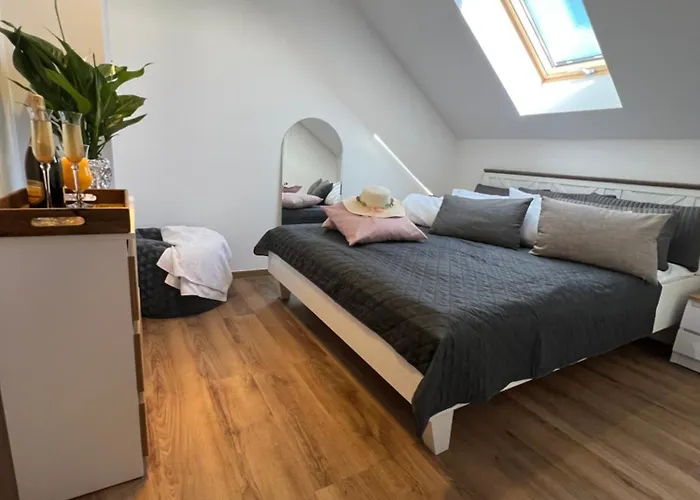 Apartmán Sunshine - 650 Metrow Od Plazy